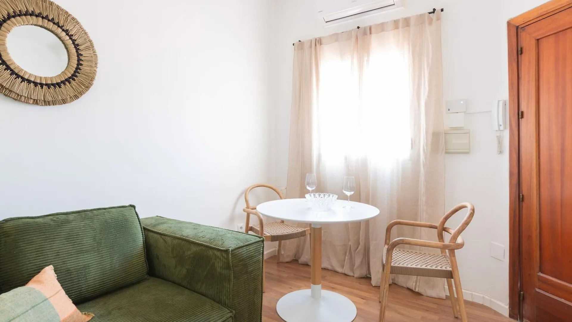 Mirador De Picasso: Central Apartment With Large Terrace Malaga