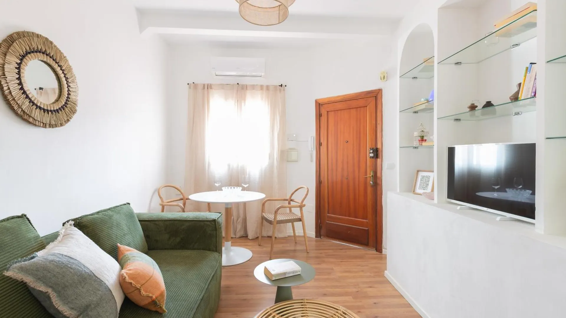 Mirador De Picasso: Central Apartment With Large Terrace Malaga 0*,