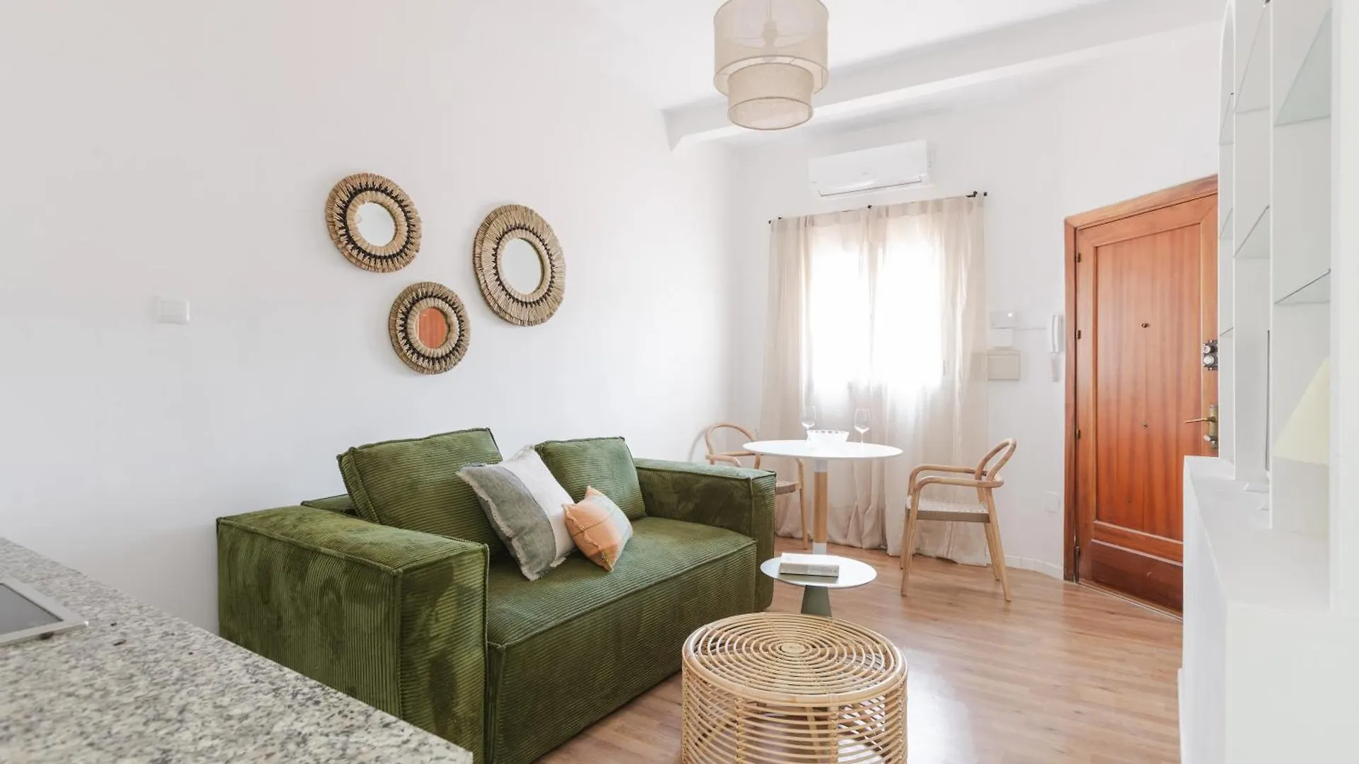 Mirador De Picasso: Central Apartment With Large Terrace Malaga